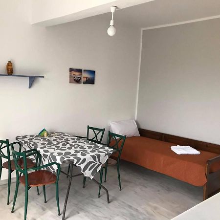 חראני Kessaris Apartments מראה חיצוני תמונה
